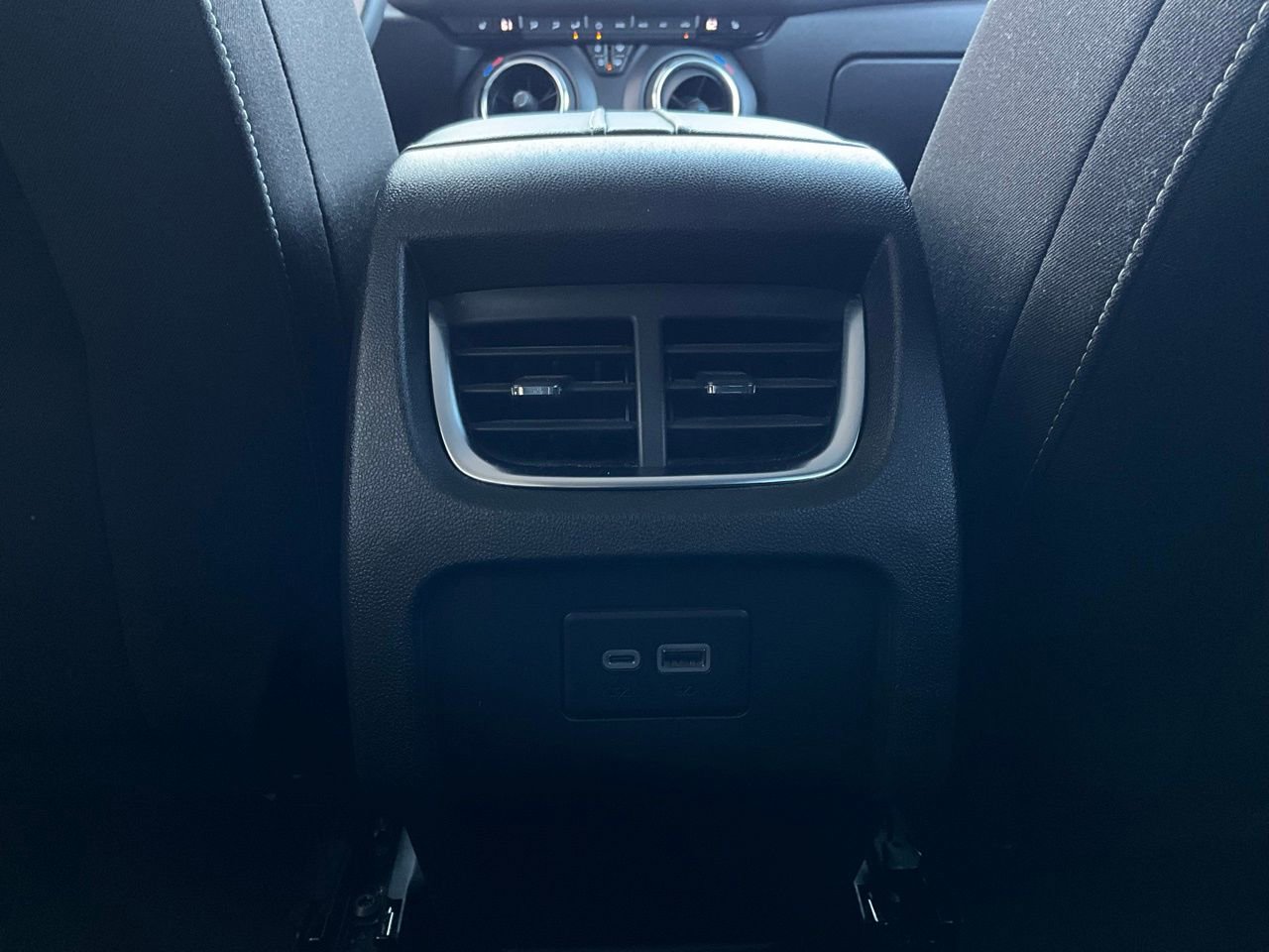 Used 2025 Chevrolet Blazer LT image 13