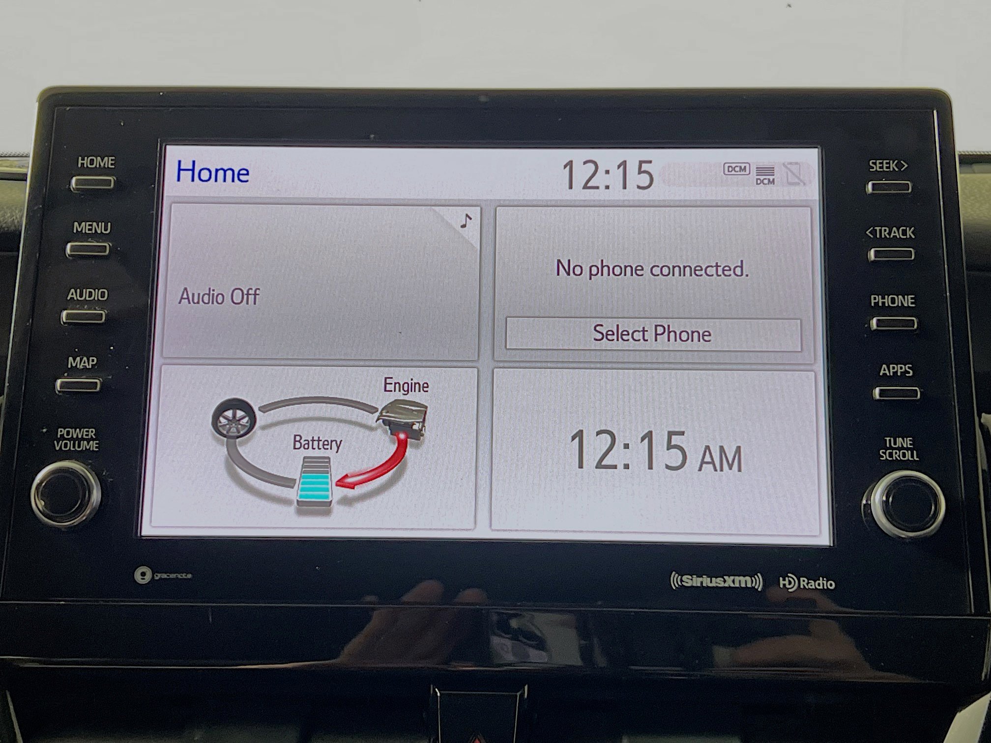 Used 2021 Toyota Camry XLE w/ Cold Weather Package image 27