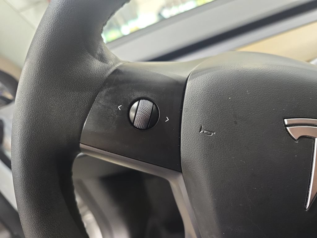 Used 2023 Tesla Model 3 Performance AWD/4WD image 18