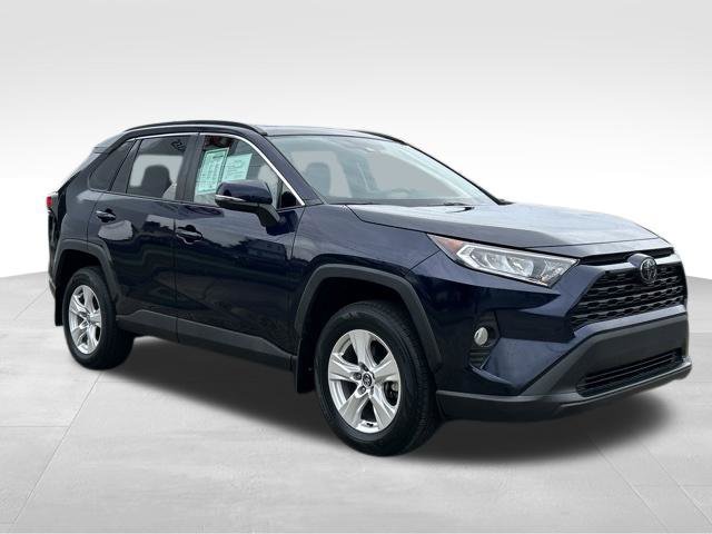 Used 2020 Toyota RAV4 XLE w/ Convenience Package AWD/4WD image 7