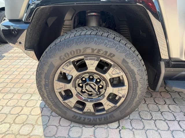 New 2026 GMC Hummer EV 3X w/ Carbon Fiber Edition Package AWD/4WD image 11