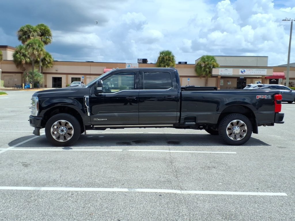 Used 2024 Ford F250 King Ranch AWD/4WD image 4