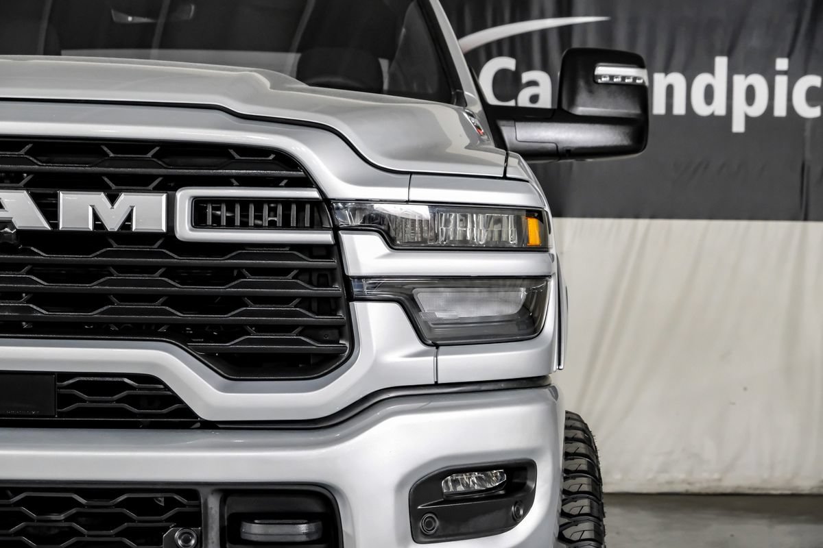 Used 2026 RAM 2500 Big Horn AWD/4WD image 40