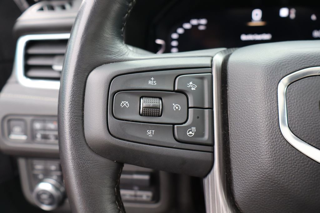 Used 2023 GMC Yukon Denali Ultimate image 18