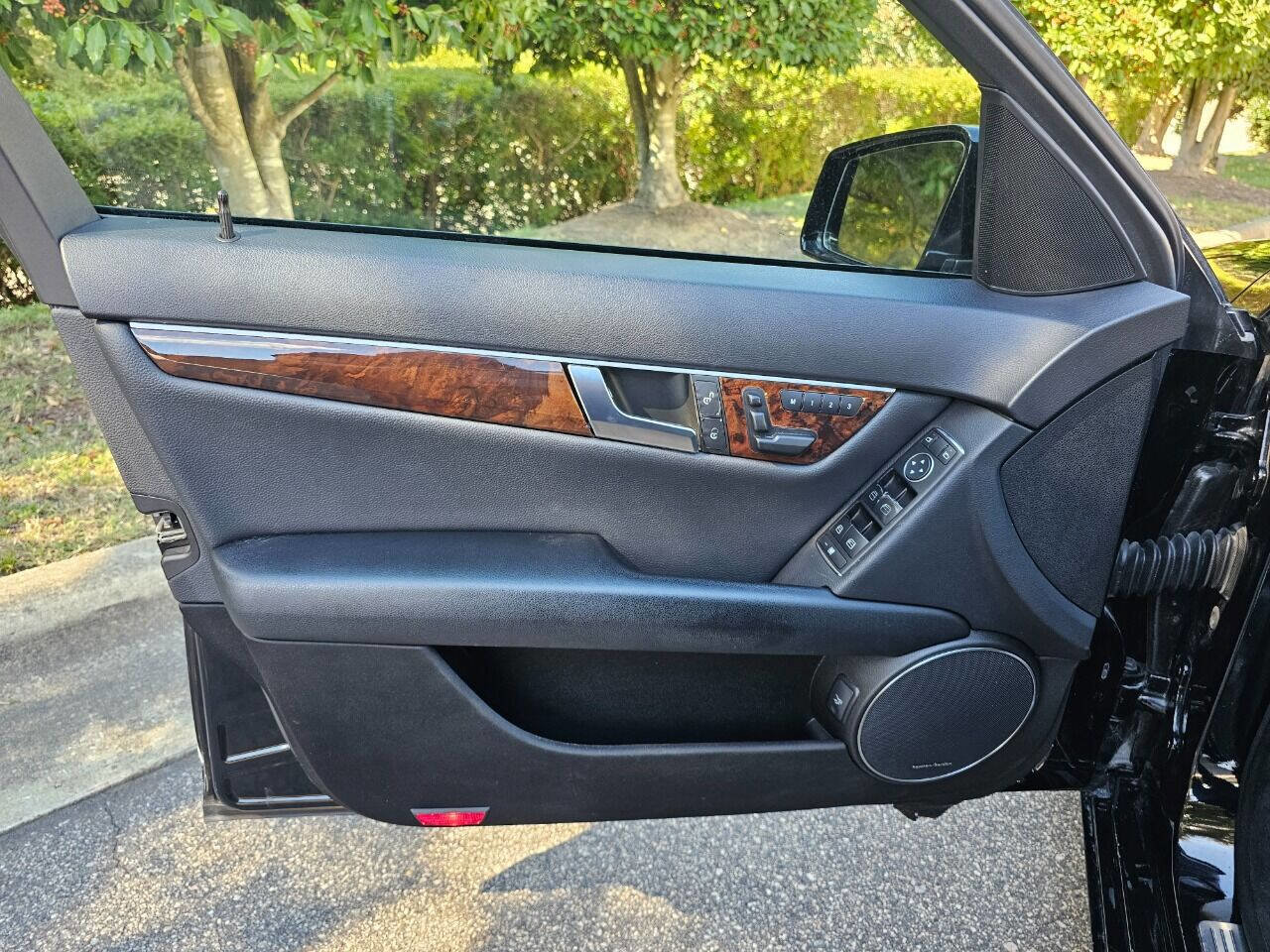 Used 2013 Mercedes-Benz C 300 4MATIC Sedan image 9