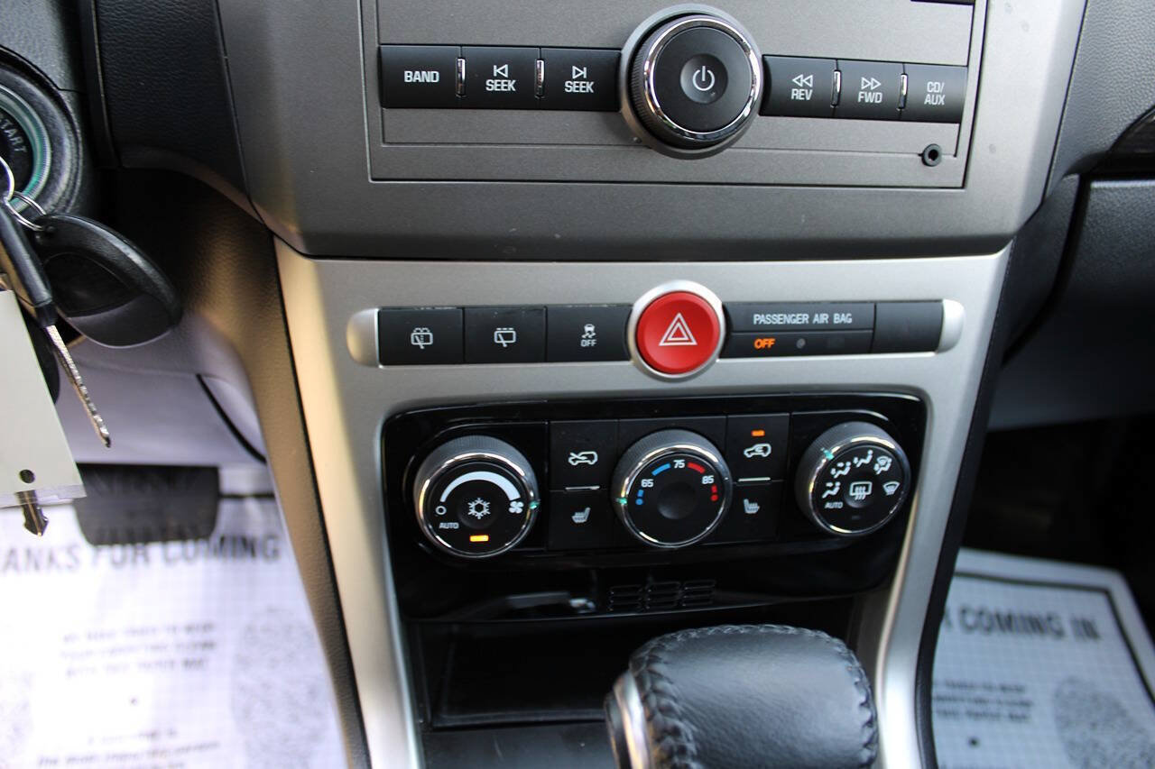 Used 2014 Chevrolet Captiva Sport LTZ FWD image 23
