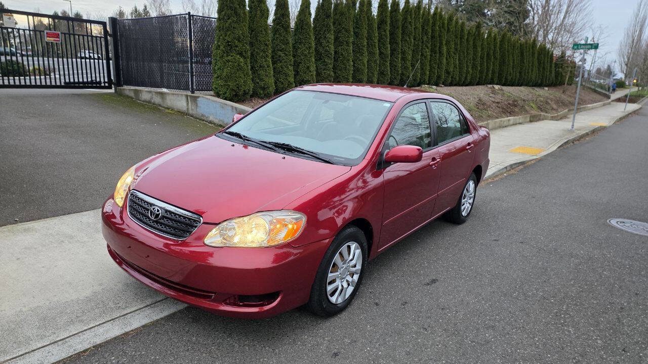 Used 2005 Toyota Corolla LE image 1