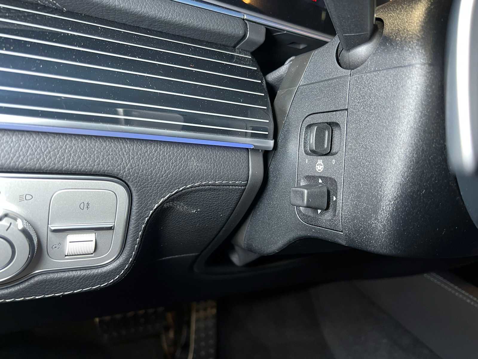 New 2026 Mercedes-Benz GLS 580 4MATIC image 23