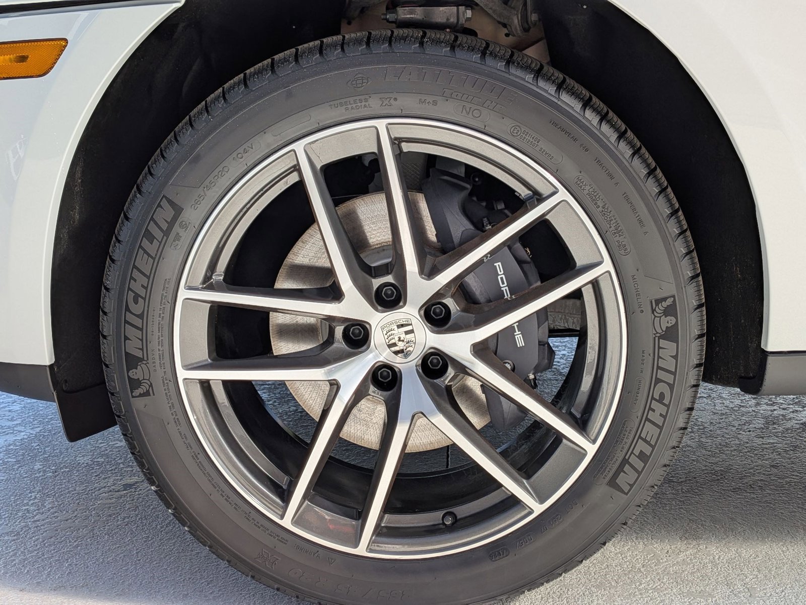 New 2026 Porsche Macan image 29