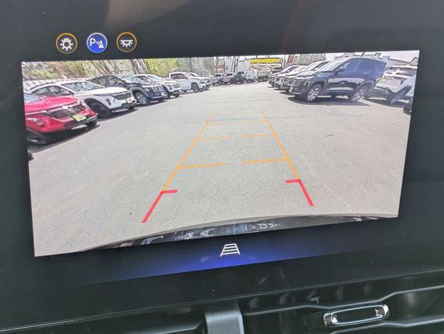 New 2026 Chevrolet Equinox RS w/ Convenience Package III AWD/4WD image 19