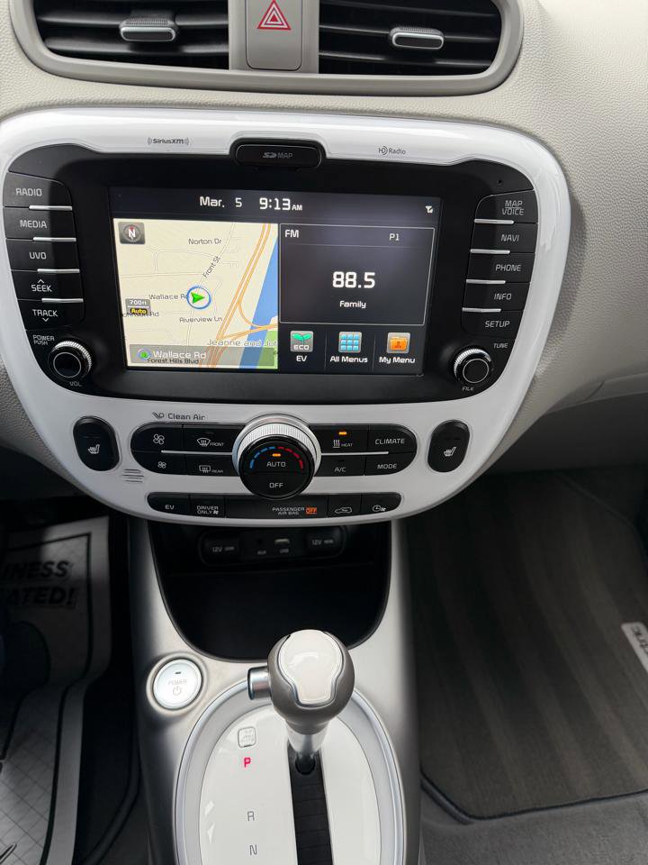 Used 2018 Kia Soul EV image 13