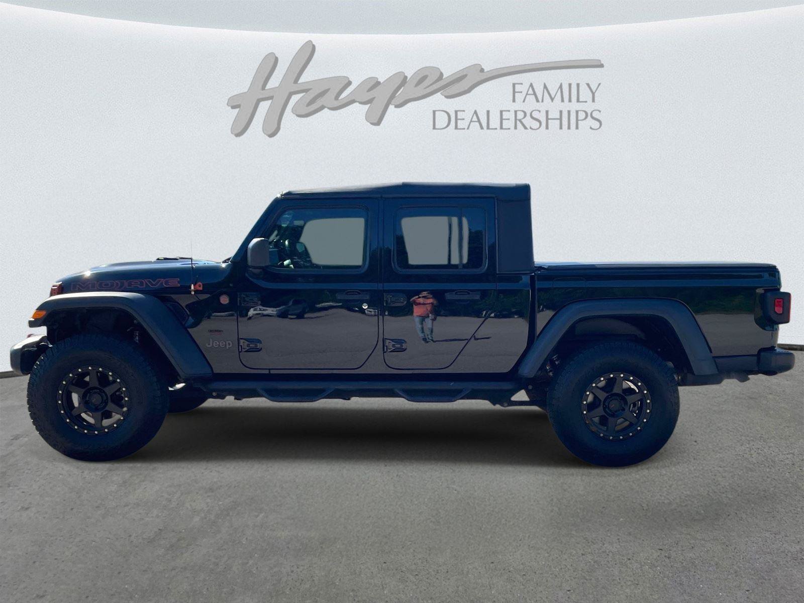 Used 2021 Jeep Gladiator Mojave AWD/4WD image 6