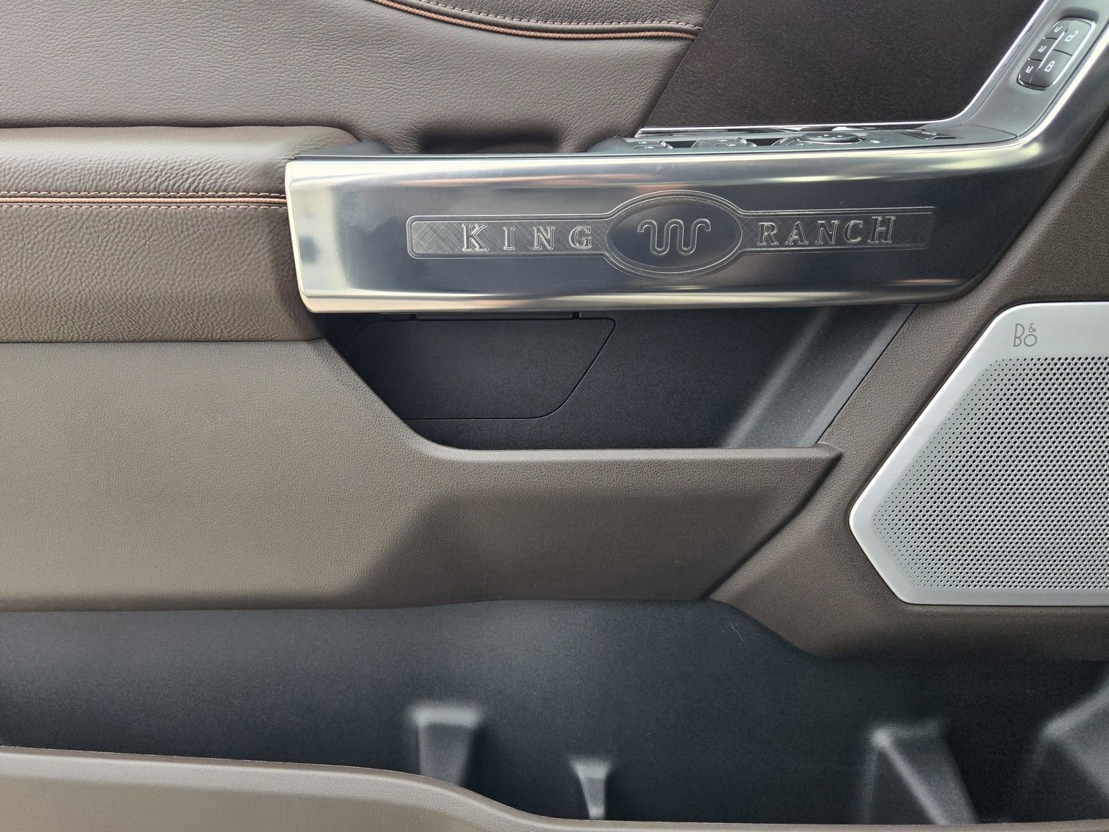 New 2026 Ford F350 King Ranch w/ Chrome Package image 25