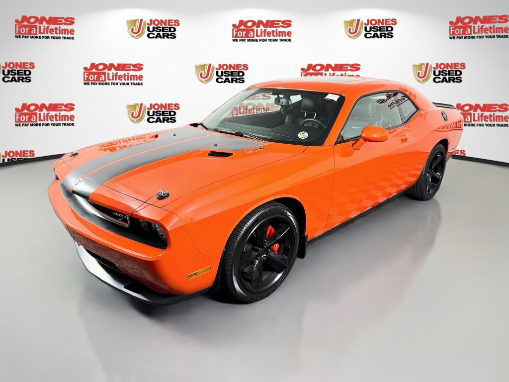 Used 2009 Dodge Challenger SRT8 w/ SRT Option Group II RWD image 12