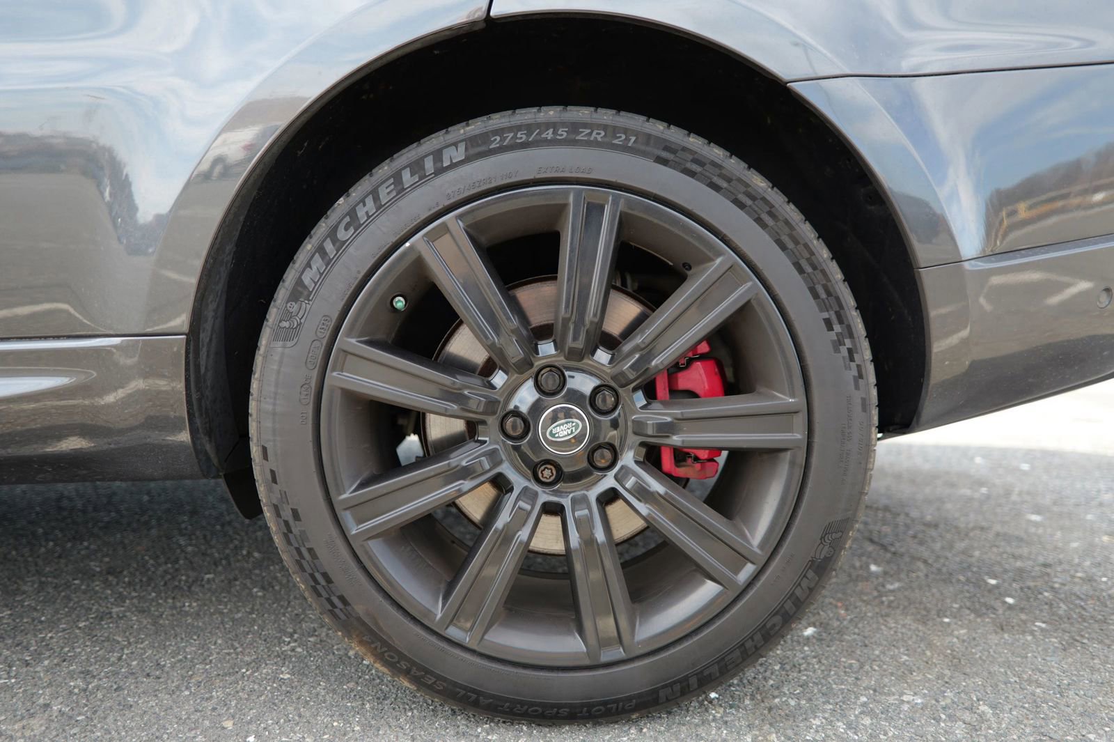 Used 2019 Land Rover Range Rover Sport HST AWD/4WD image 14