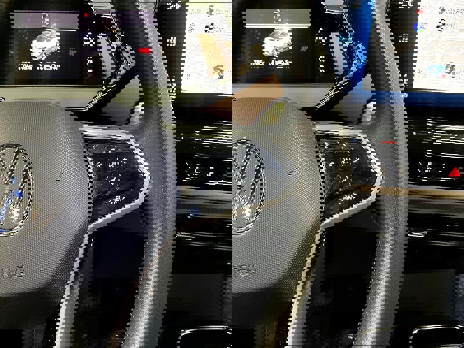 Used 2023 Volkswagen ID.4 Pro image 21