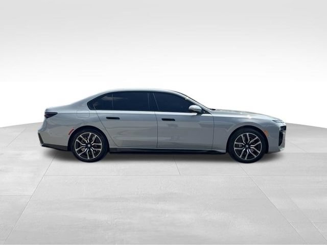 Used 2024 BMW i7 xDrive60 AWD/4WD image 10