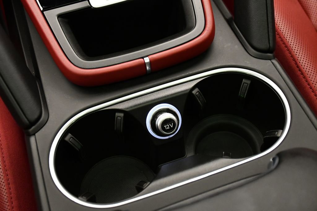 Used 2023 Porsche Cayenne image 34
