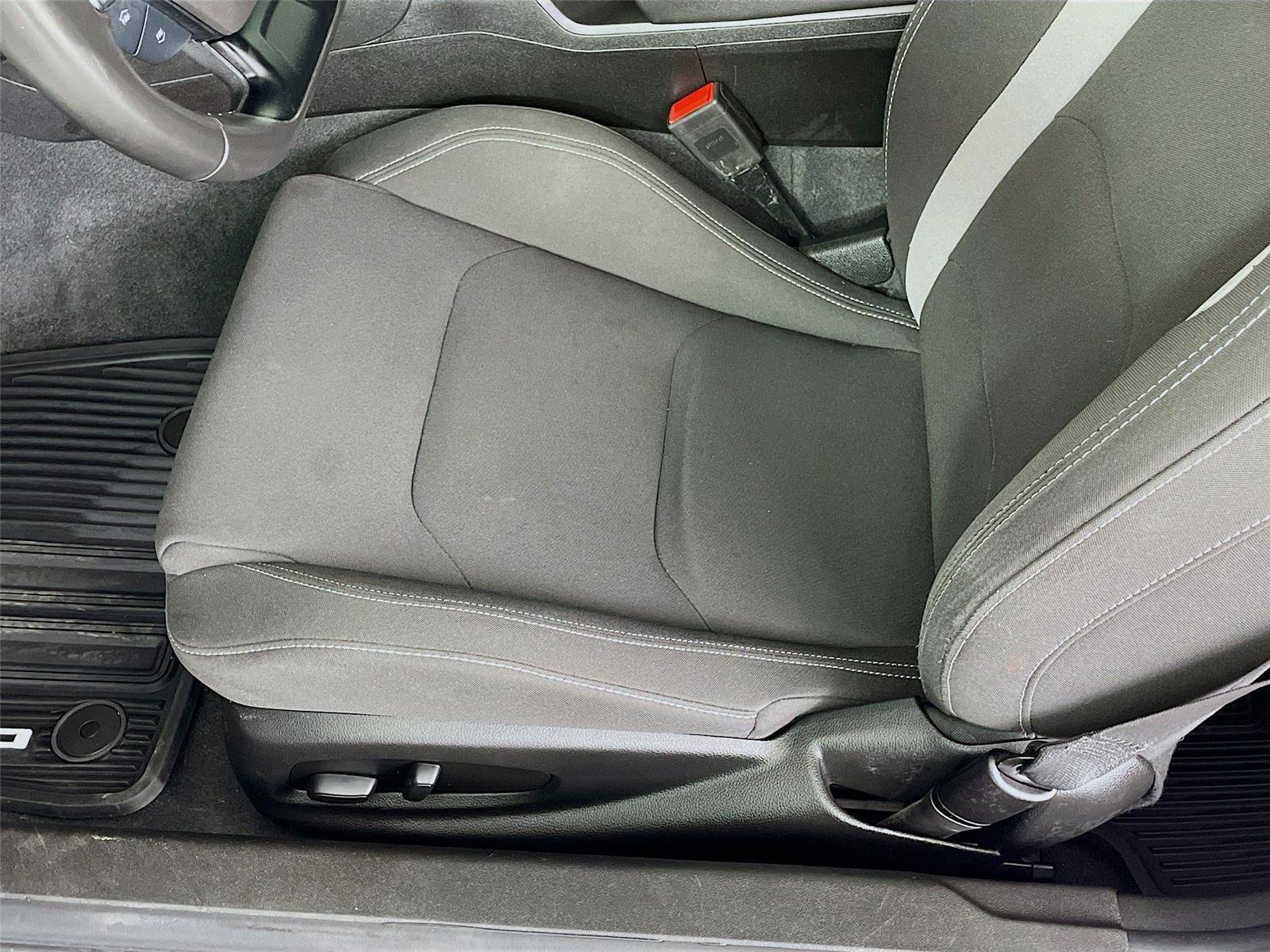 Used 2024 Chevrolet Camaro LT image 22