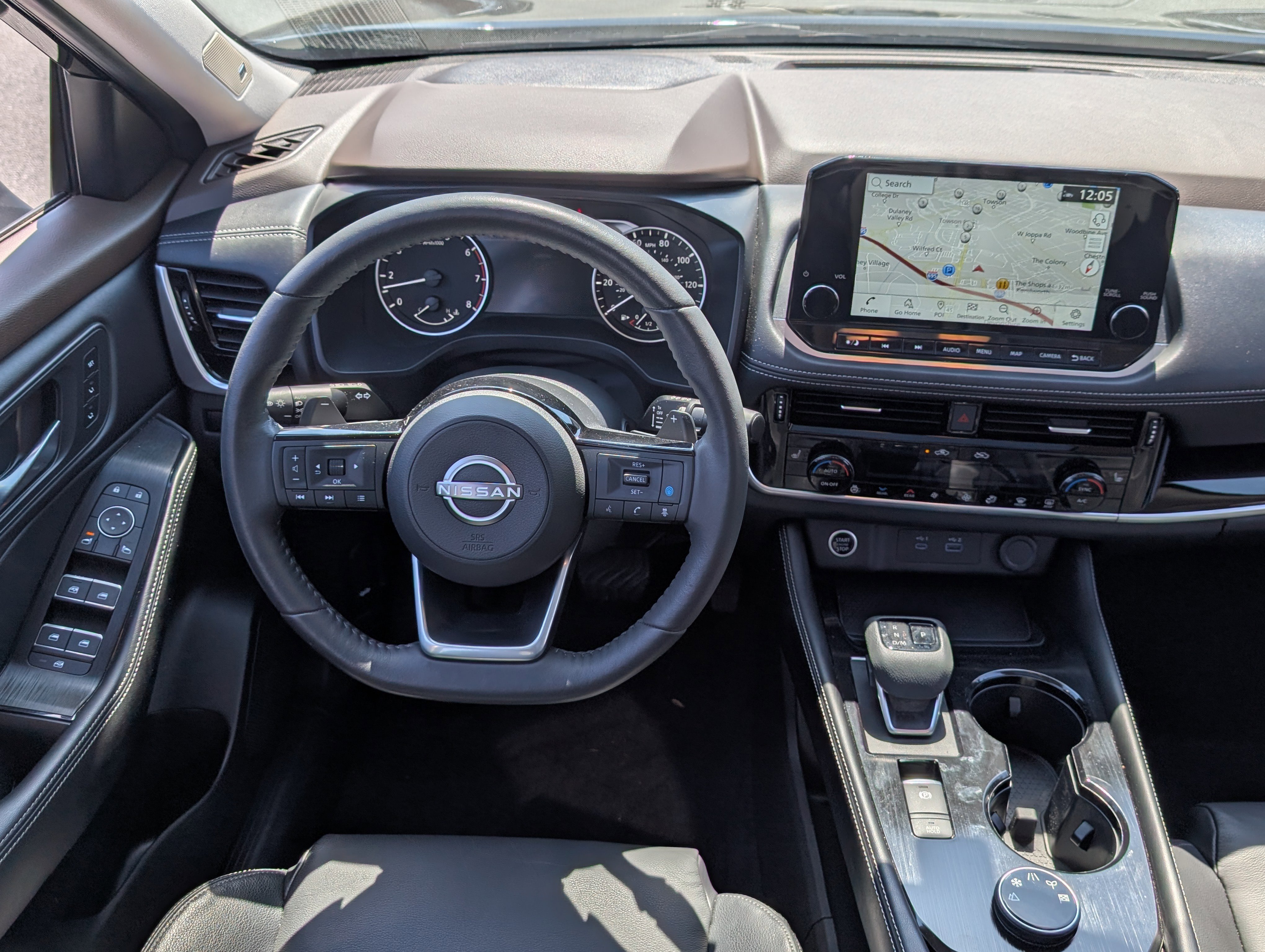 Used 2023 Nissan Rogue SL w/ SL Premium Package image 17