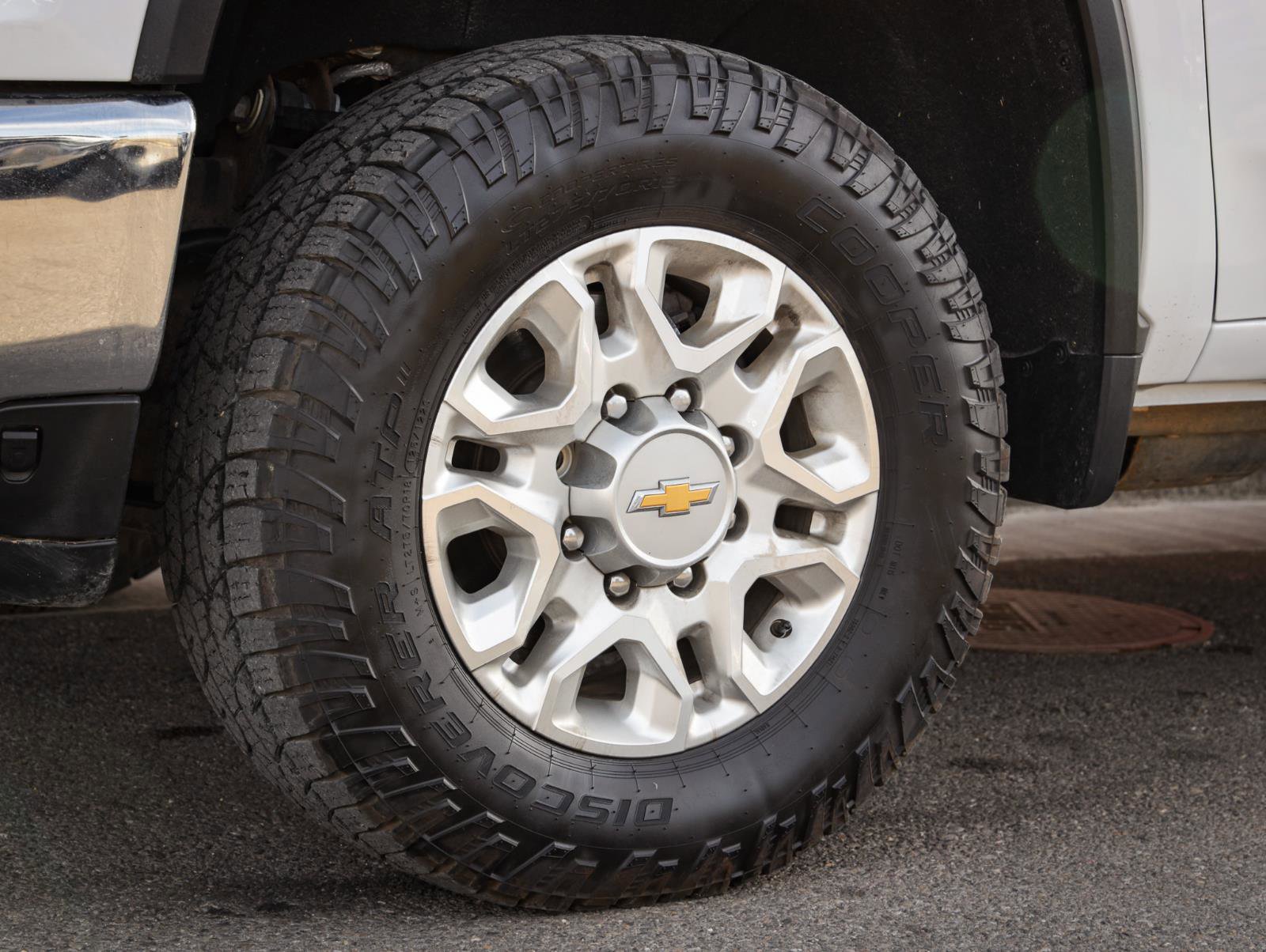 Used 2023 Chevrolet Silverado 2500 LT image 11