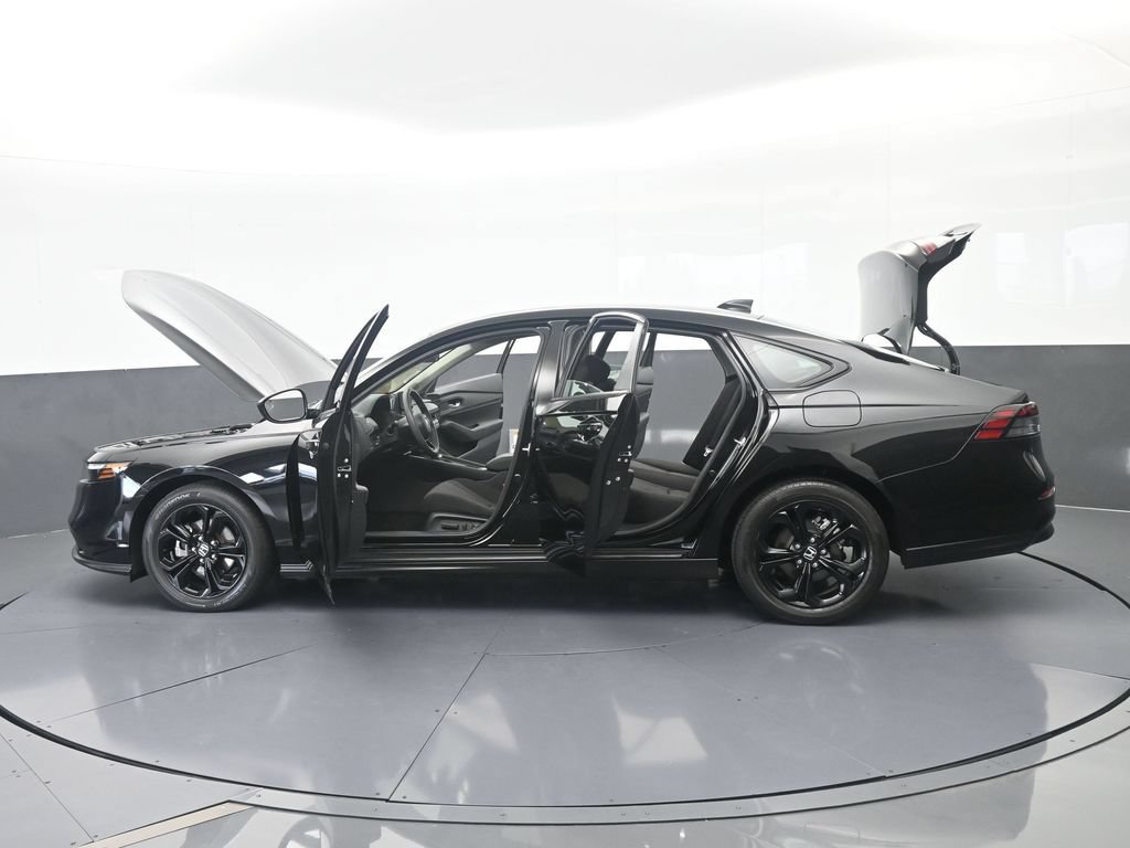 Used 2025 Honda Accord SE image 72