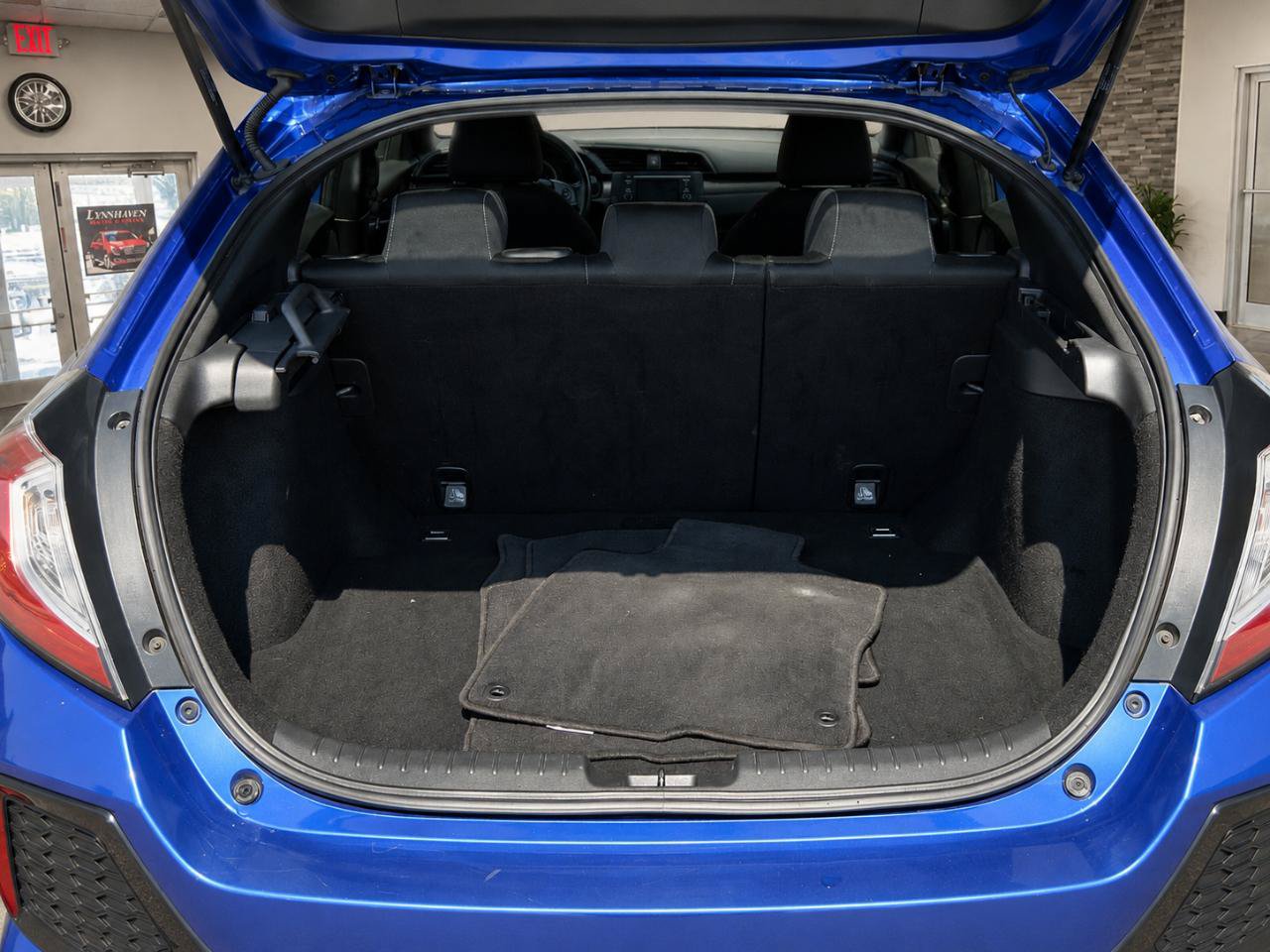 Used 2017 Honda Civic Sport image 16