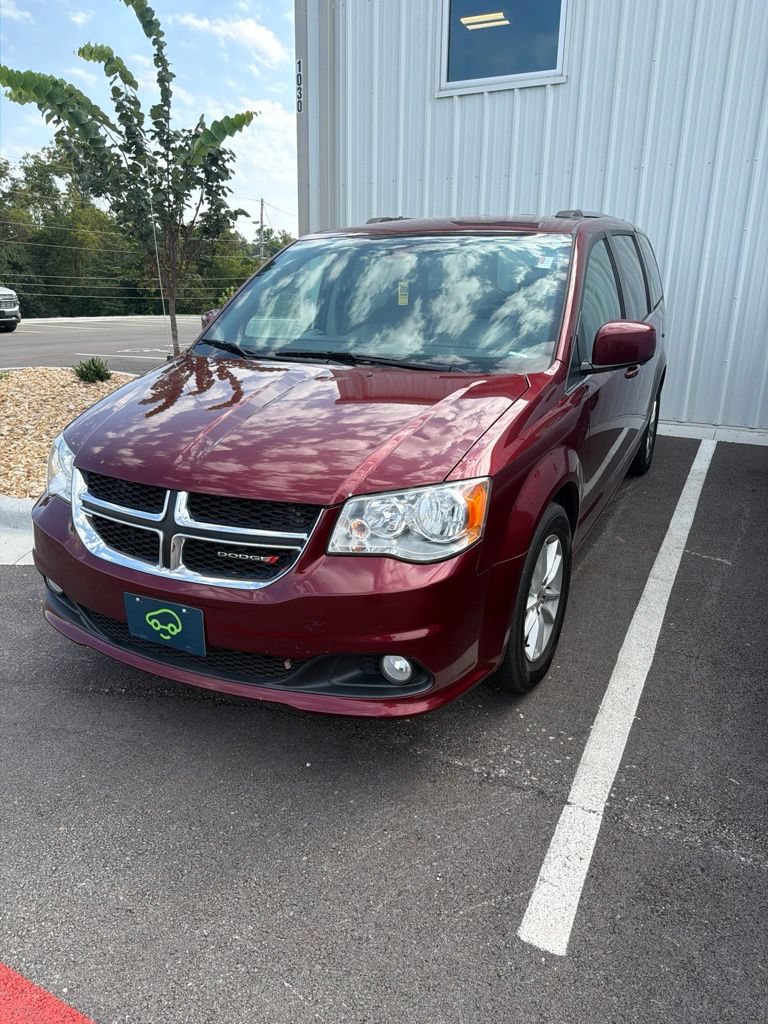 Used 2018 Dodge Grand Caravan SXT w/ Driver Convenience Group FWD image 1