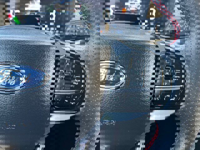 Certified 2025 Ford Explorer ST-Line w/ ST-Line Street Pack image 18