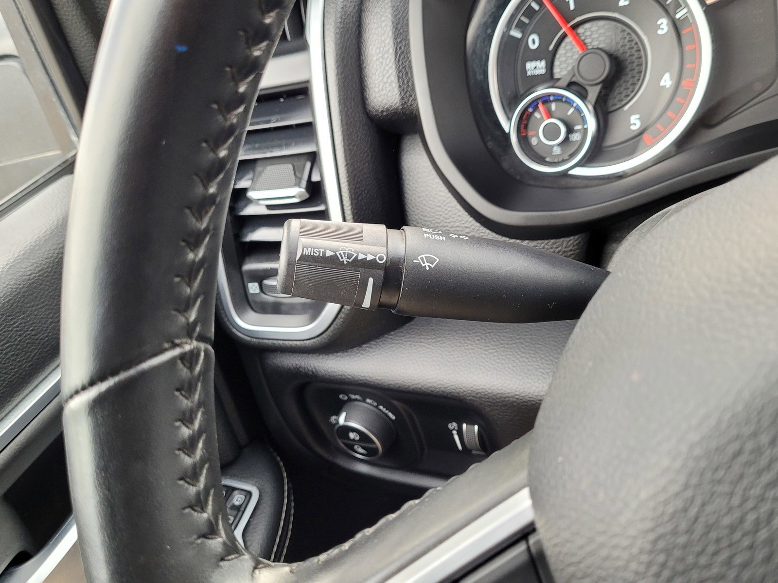 Used 2024 RAM 3500 Big Horn image 22