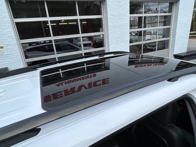 Used 2023 GMC Terrain AT4 w/ Tech Package AWD/4WD image 14