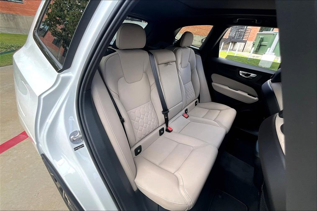 New 2026 Volvo XC60 B5 Plus w/ Protection Package Premier AWD/4WD image 16