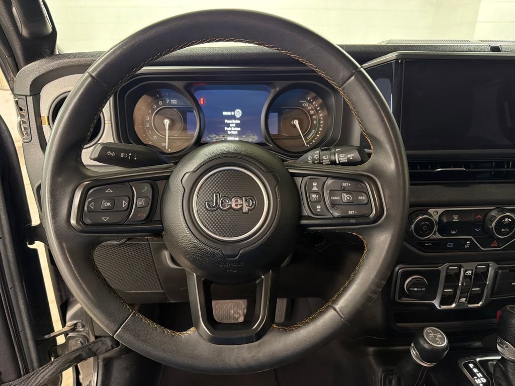 Used 2024 Jeep Wrangler Unlimited AWD/4WD image 18