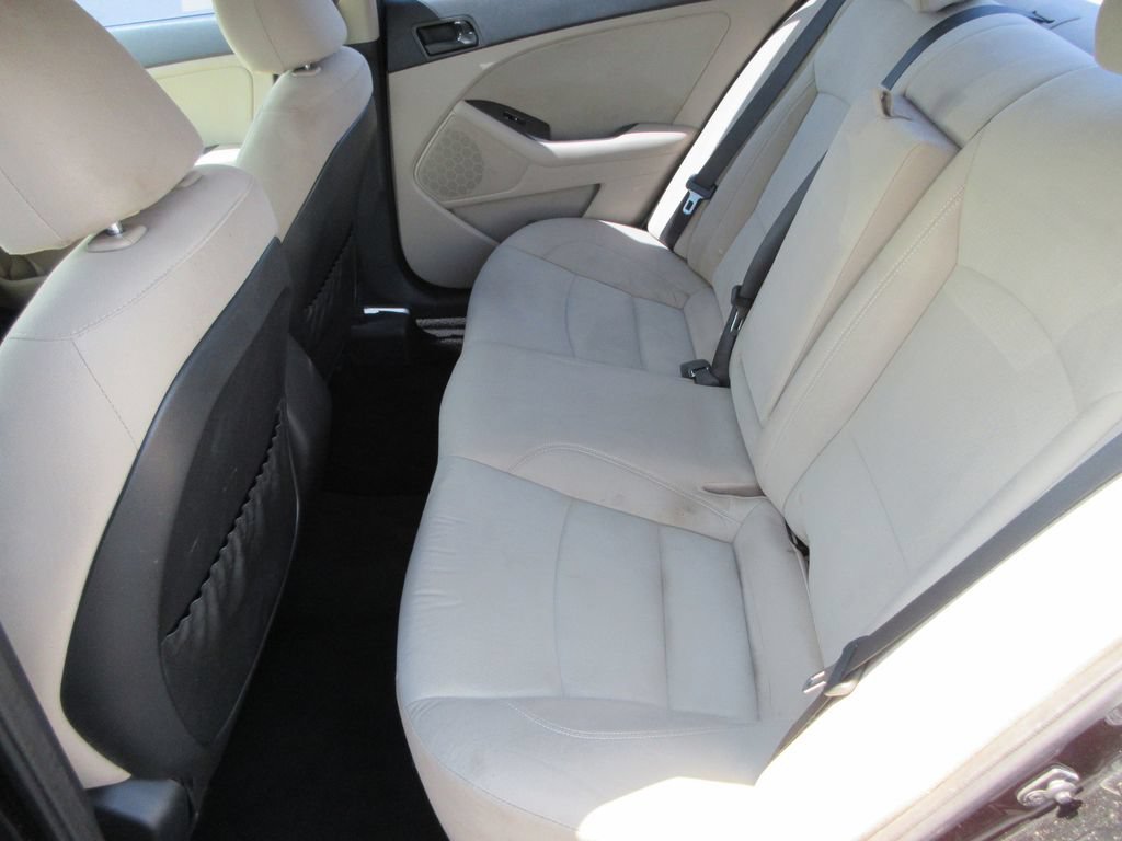 Used 2015 Kia Optima LX FWD image 12
