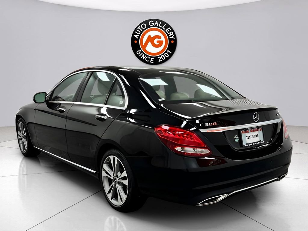 Used 2018 Mercedes-Benz C 300 Sedan image 5