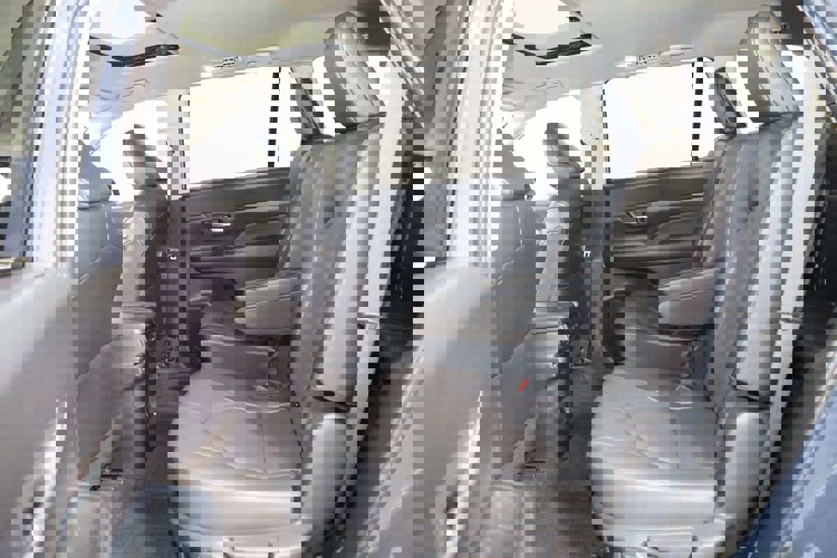 Used 2024 Toyota Grand Highlander XLE image 45