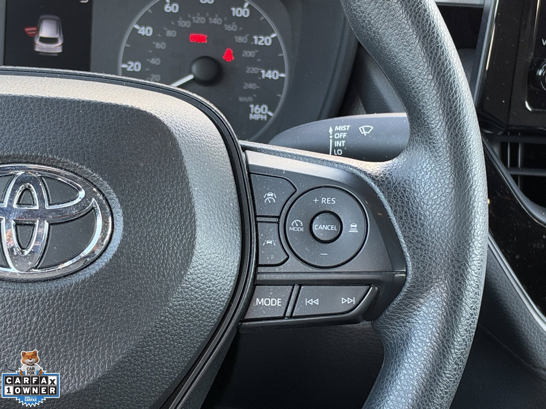 Used 2024 Toyota Corolla Cross AWD Hybrid image 18