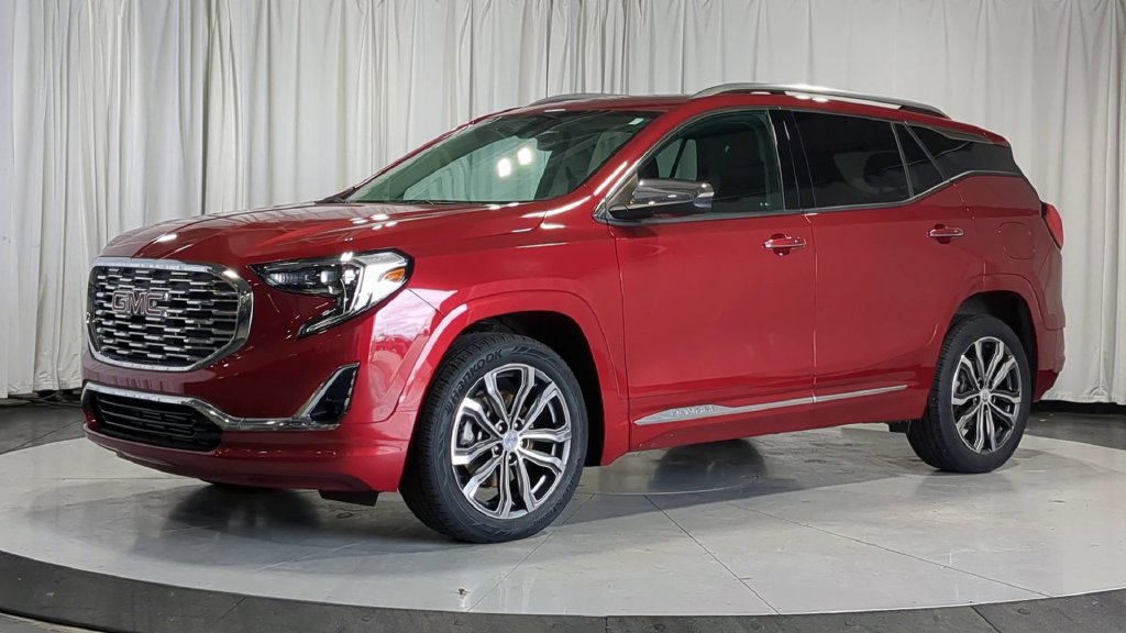 Used 2018 GMC Terrain Denali w/ Comfort Package FWD image 5