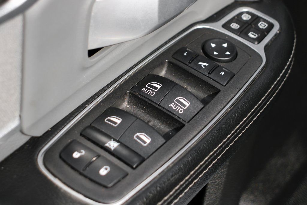 Used 2023 RAM 3500 Big Horn w/ Level 1 Equipment Group AWD/4WD image 17