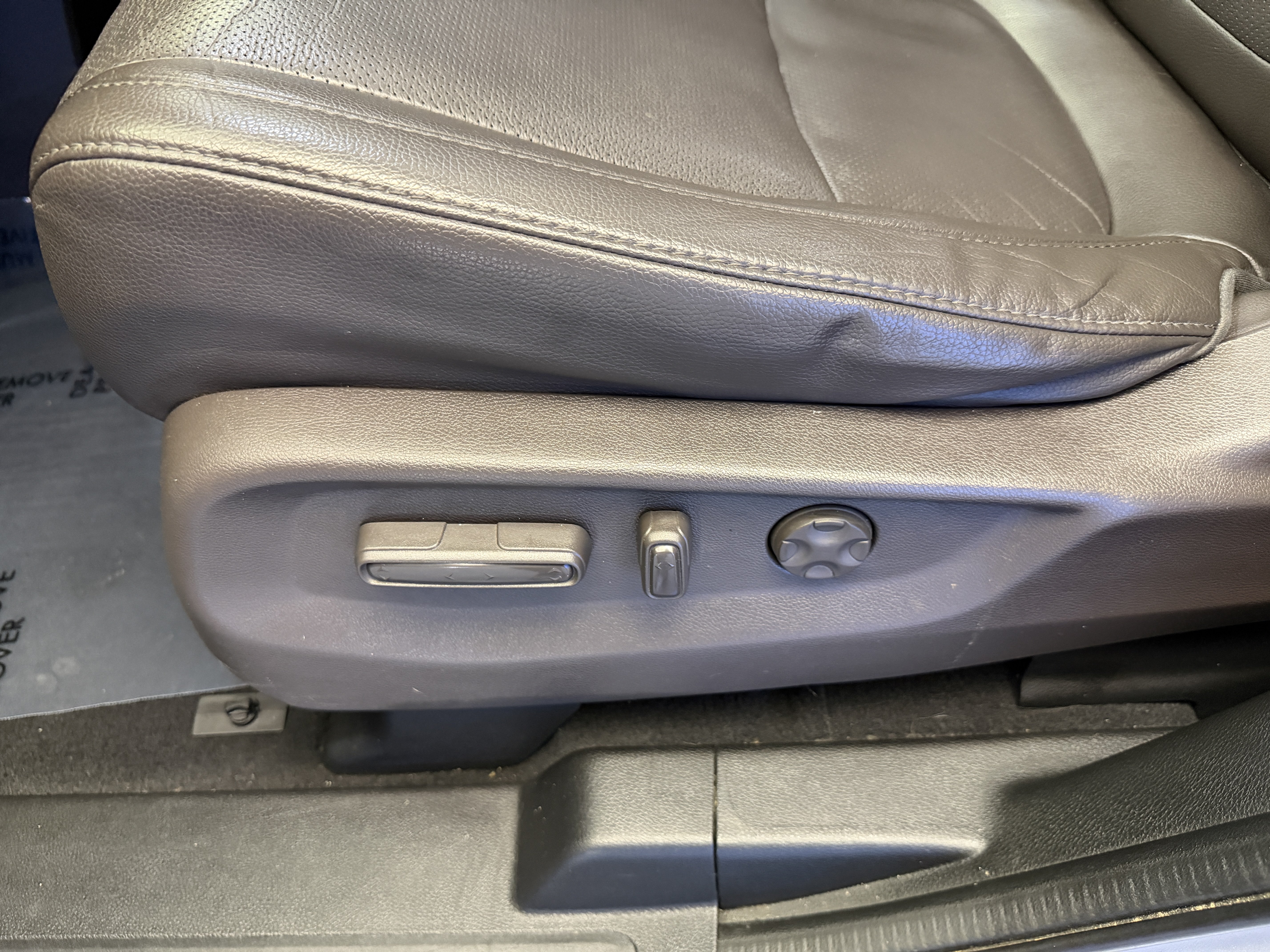 Used 2018 Honda Odyssey Elite image 13