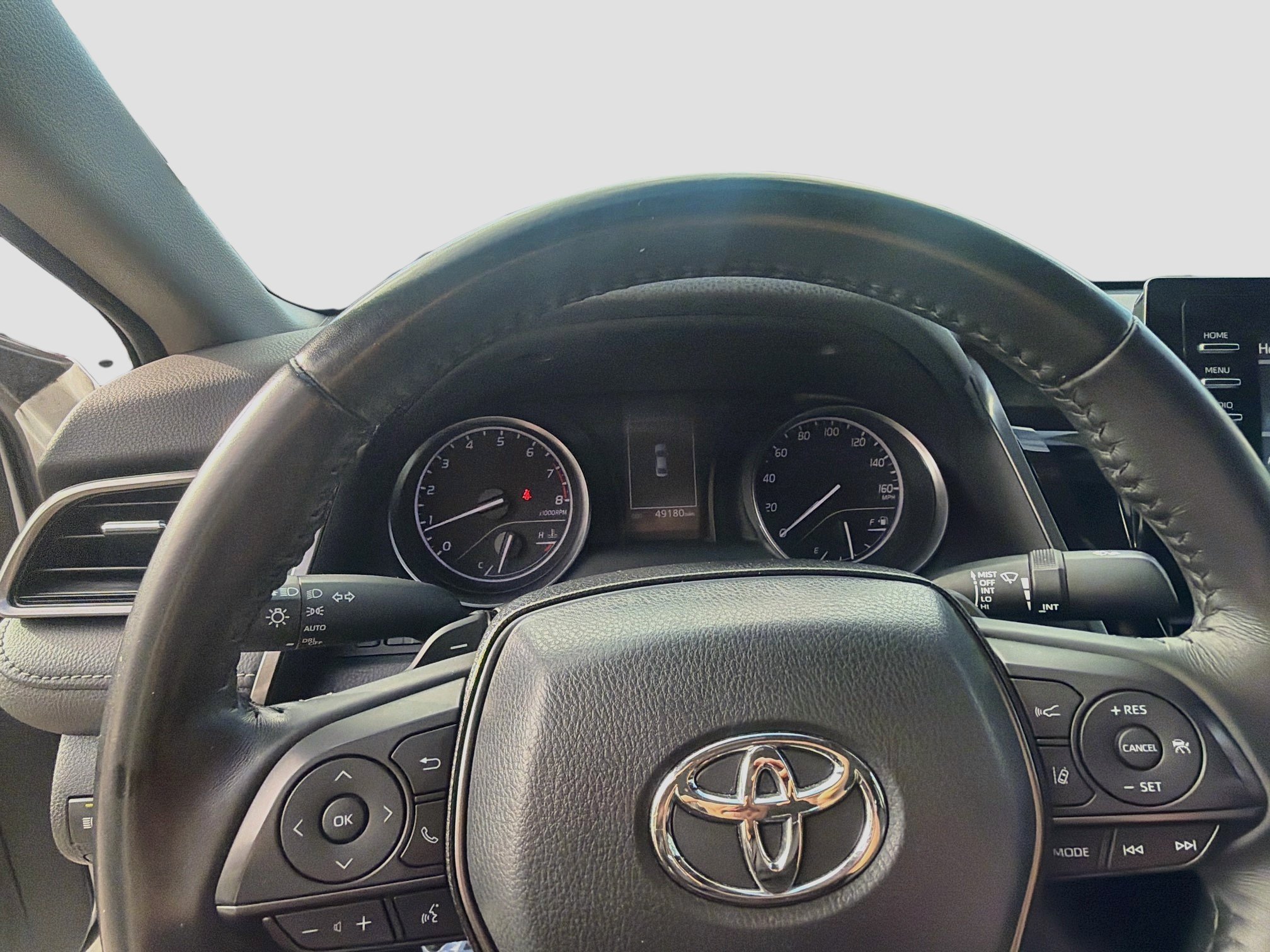 Used 2023 Toyota Camry SE FWD image 11
