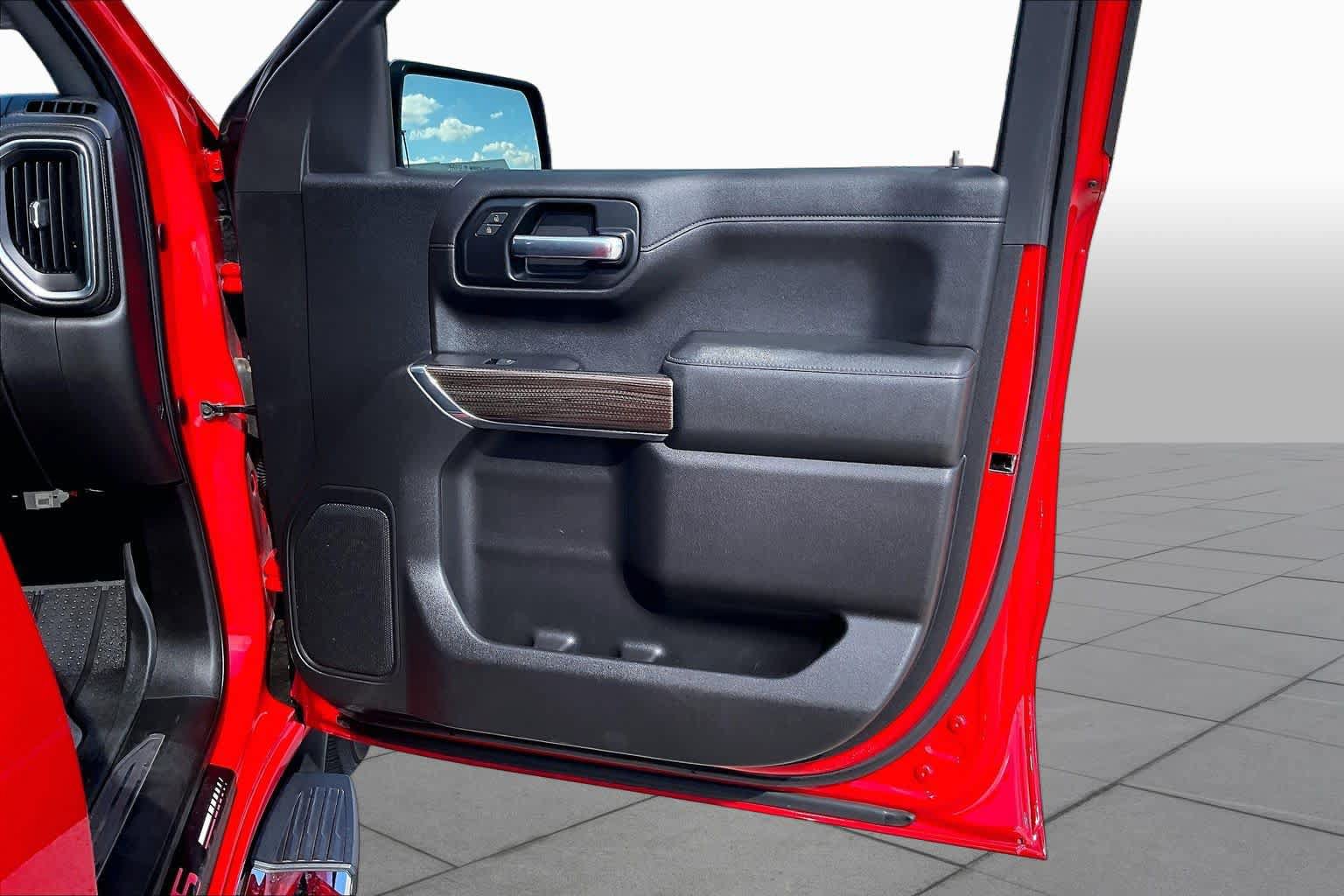 Used 2019 Chevrolet Silverado 1500 LT w/ Texas Edition RWD image 22