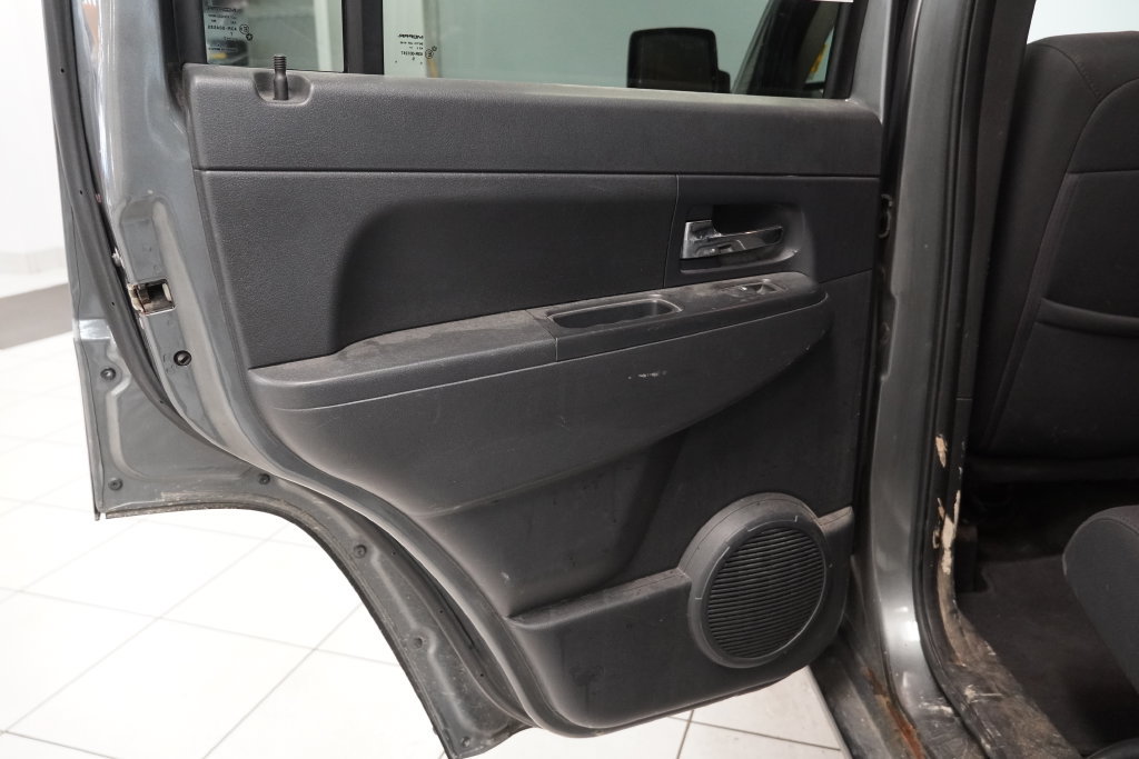 Used 2012 Jeep Liberty Sport AWD/4WD image 26