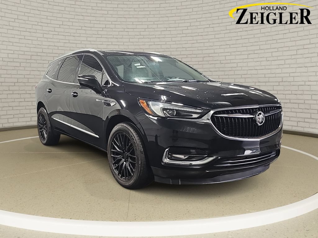 Used 2021 Buick Enclave Essence w/ Sound and Sites Package AWD/4WD image 3