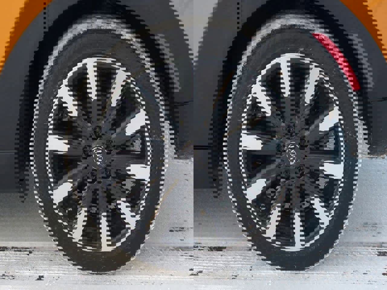 Used 2017 MINI Cooper S image 13