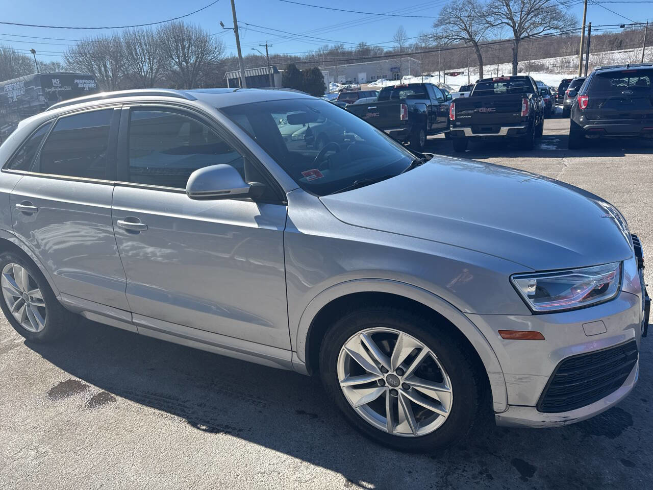 Used 2018 Audi Q3 2.0T Premium AWD/4WD image 9