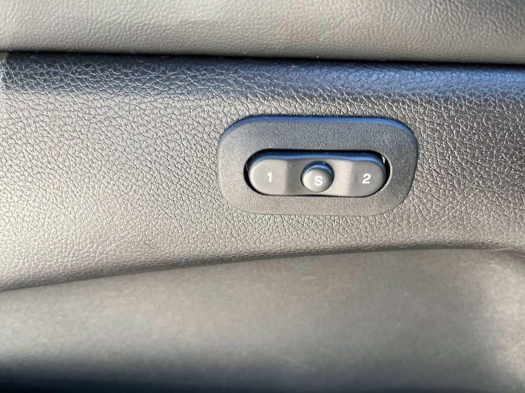 Used 2016 Jeep Grand Cherokee Limited 75th Anniversary image 26