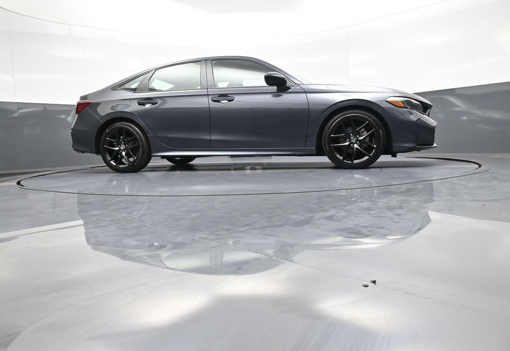 Certified 2025 Honda Civic Sport image 28