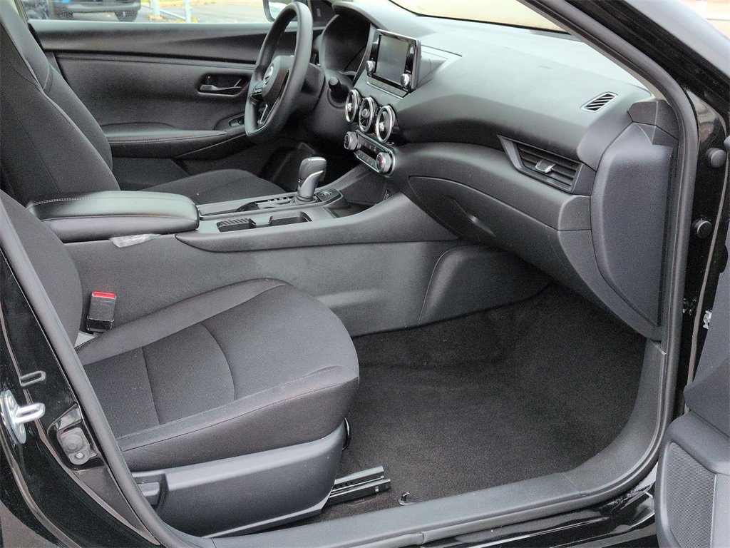 Used 2024 Nissan Sentra S image 19