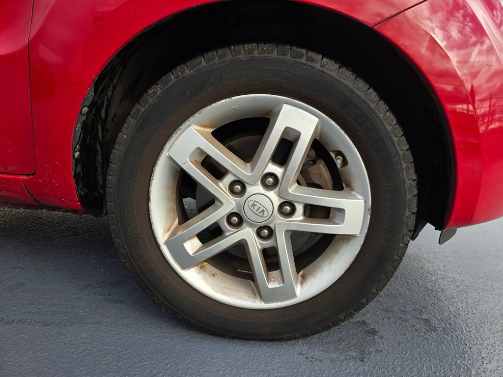 Used 2010 Kia Soul + w/ Audio Pkg image 10